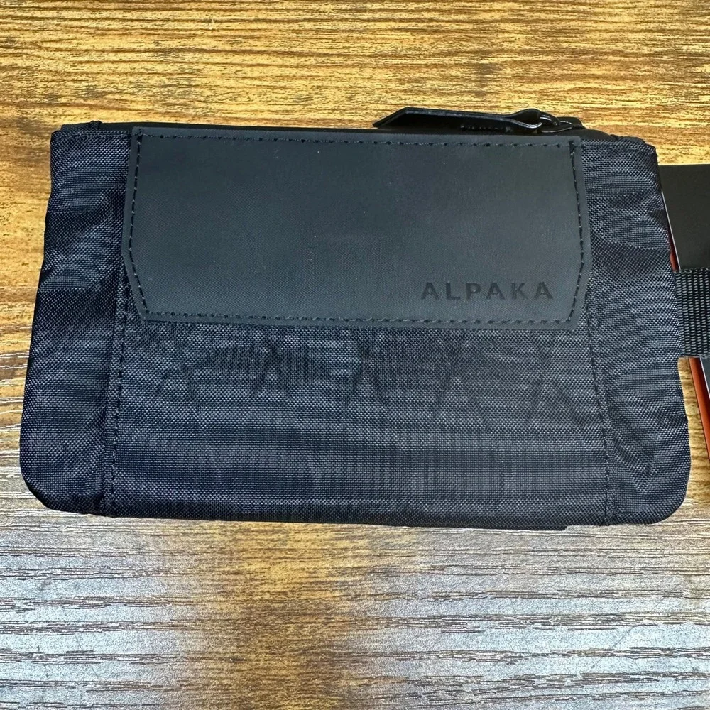NEW Alpaka Zip Pouch Coin Black VX21 X-Pac Magnetic Wallet AD010610103 NWT